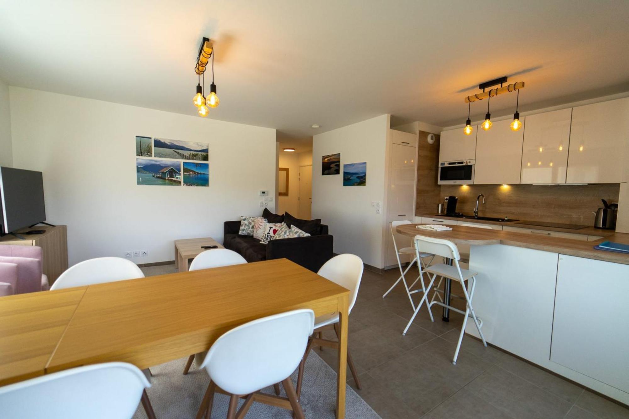 La Douce Folie - Apartment For 4 To 5 People In Sévrier Eksteriør billede